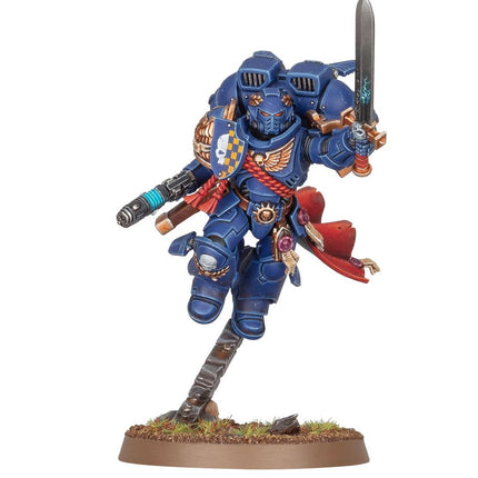 SPACE MARINES: CAPTAIN WITH JUMP PACK